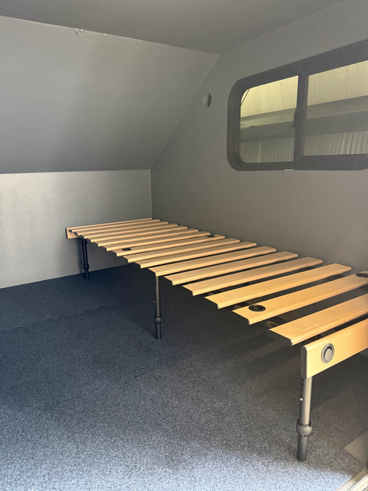 Hele Box Car Camping Platform