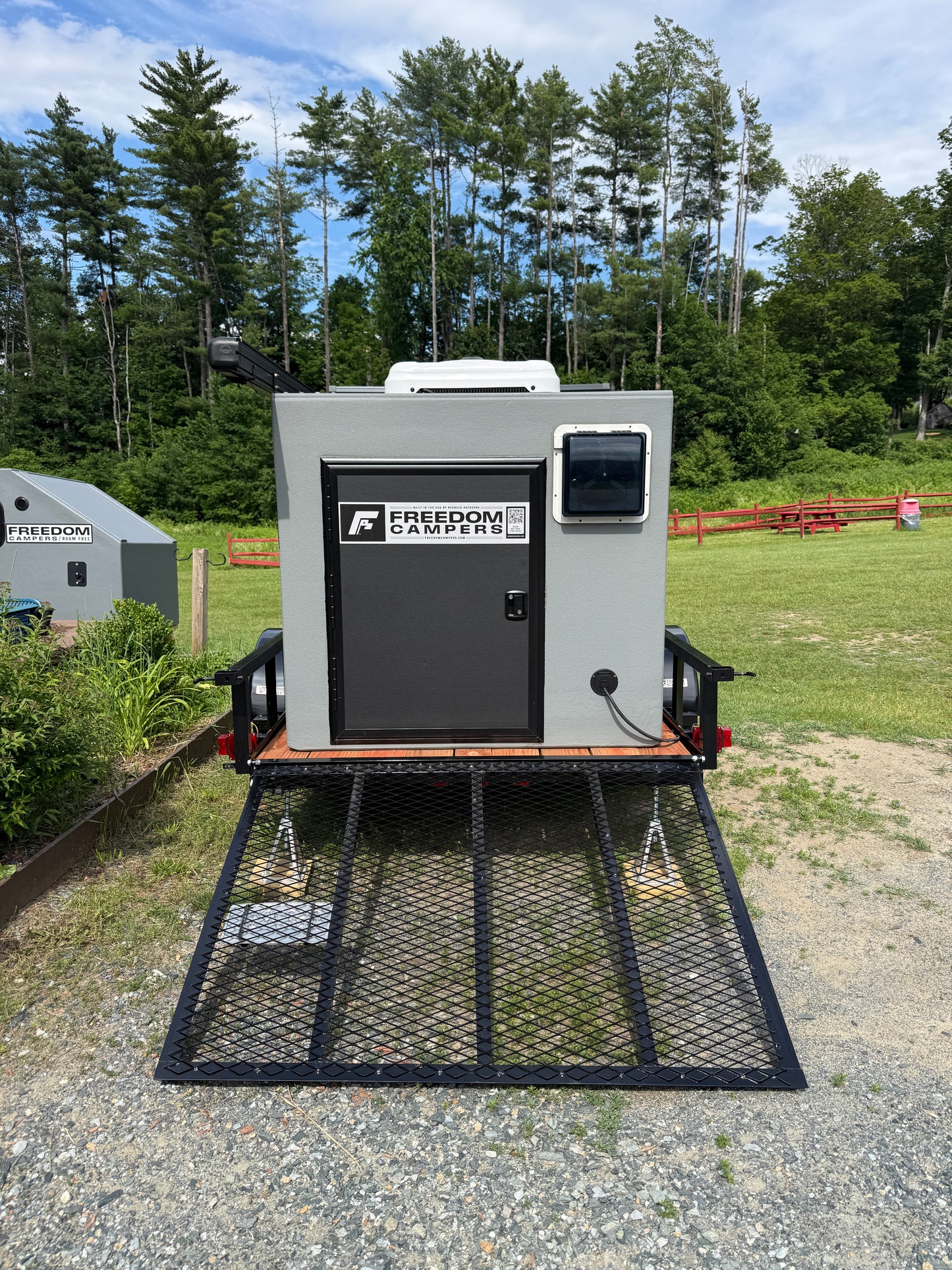 Freedom Camper 58X89 With Trailer Build